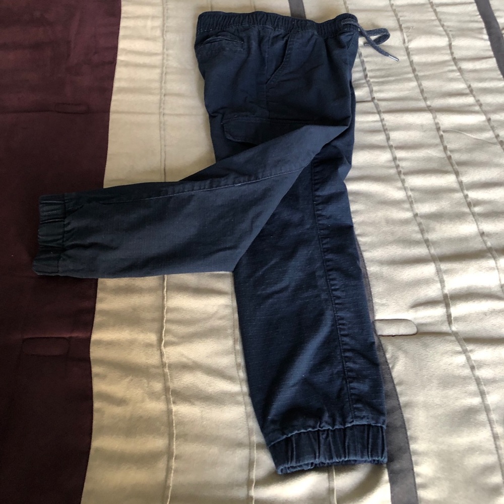 Old Navy boys cargo joggers.